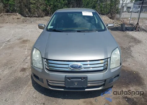 2009 Ford Fusion Se z USA, uszkodzony, nr VIN 3FAHP07Z49R110135
